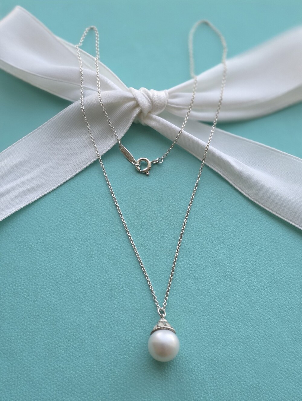 Retired T&Co. Ziegfeld Collection pearl drop necklace